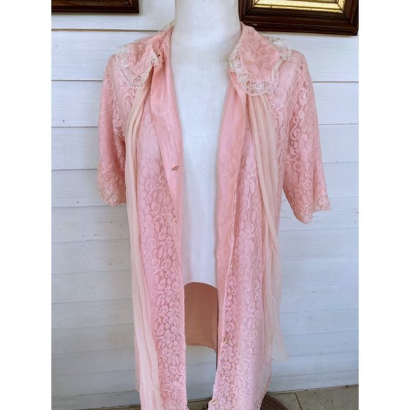 Vintage 1950s Pink Floral Lace Bed Jacket Robe - Picture 7 of 16